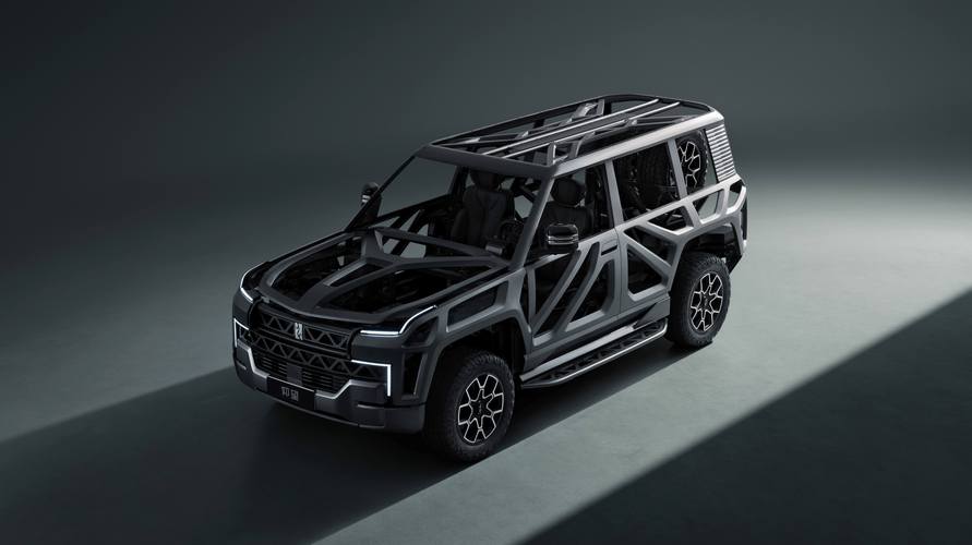 成都292仰望U8硬派越野的科技魅力，国能汽车对传统燃油车市场的冲击